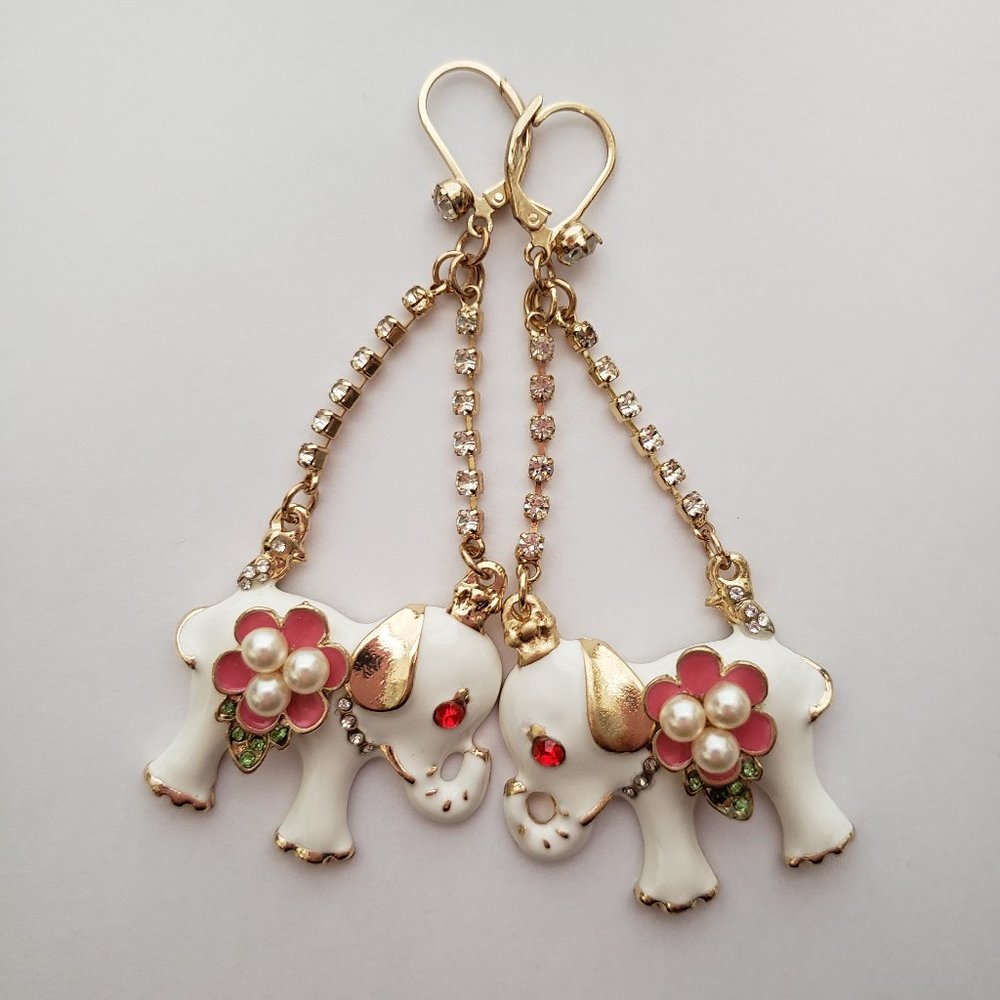 Jewelry Necklace and Earing Set. NWOT. - Picture 3 of 5